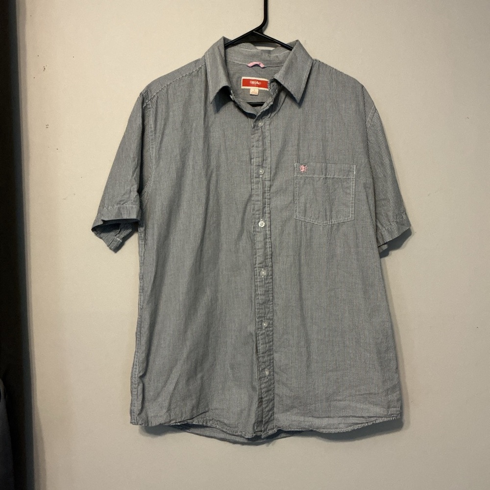 Mossimo Supply Co. Light Gray Casual Button Down Shirt